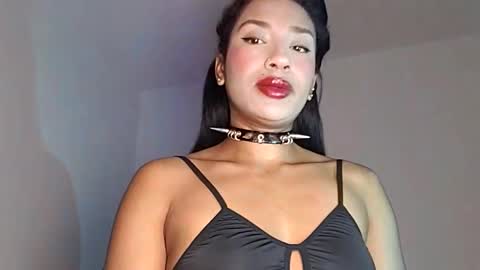 Snapshot of lil_ith chatting on February 22, 8:13 am Lilith online show from February 22, 8:13 am