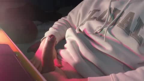 Snapshot of lil_j_ chatting on April 2, 10:40 pm lil_j_ online show from April 2, 10:40 pm