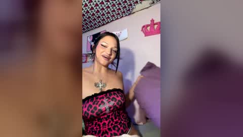 lil_luluvert online show from May 6, 3:02 am