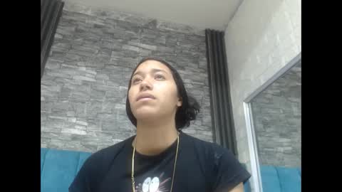 Snapshot of lil_rose2006 chatting on October 11, 12:04 pm lil_rose2006 online show from October 11, 12:04 pm