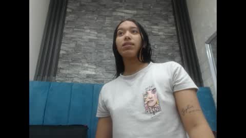 Snapshot of lil_rose2006 chatting on October 24, 12:45 pm lil_rose2006 online show from October 24, 12:45 pm