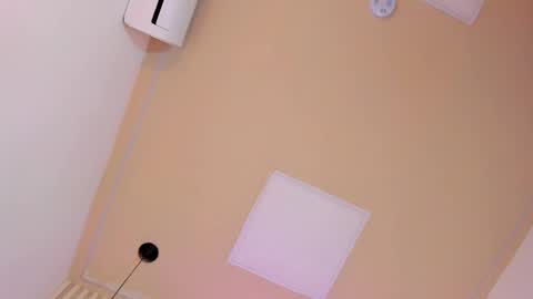 L I L A   online show from March 5, 2:46 am