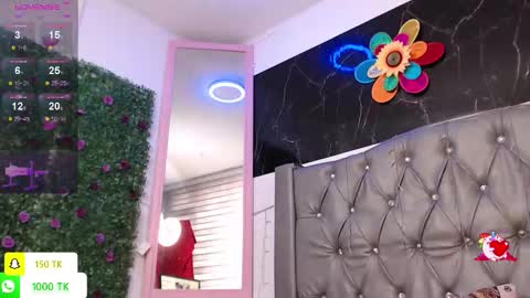   online show from December 22, 3:31 pm