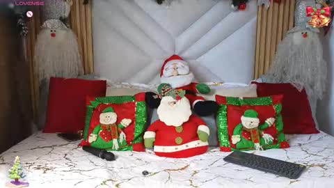 lila_min online show from November 14, 2:16 pm