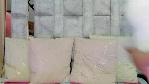 lila noa online show from January 13, 7:08 pm