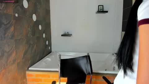 L I L A online show from January 8, 12:07 pm