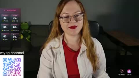 Snapshot of lila_pitt chatting on July 25, 8:01 am lila_pitt online show from July 25, 8:01 am