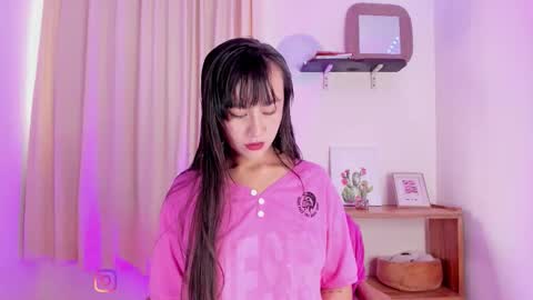 Lila  online show from January 6, 2:54 pm