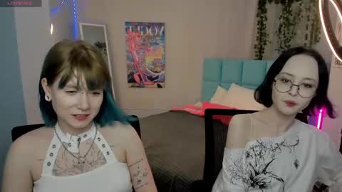 Snapshot of lilac_muse chatting on May 11, 11:05 am Lili online show from May 11, 11:05 am