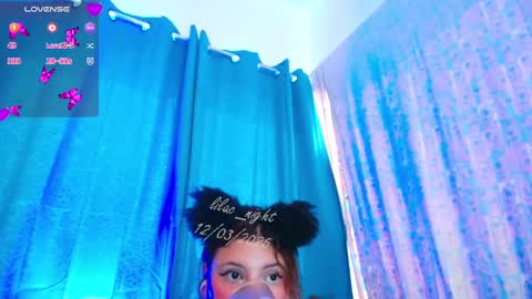 Snapshot of lilac_night chatting on March 12, 1:51 pm Jen online show from March 12, 1:51 pm
