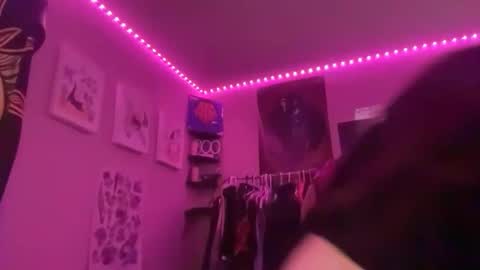 lilaloveslife online show from March 23, 1:20 am