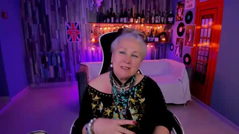 Snapshot of lilamaharani chatting on June 8, 1:00 pm lilamaharani online show from June 8, 1:00 pm