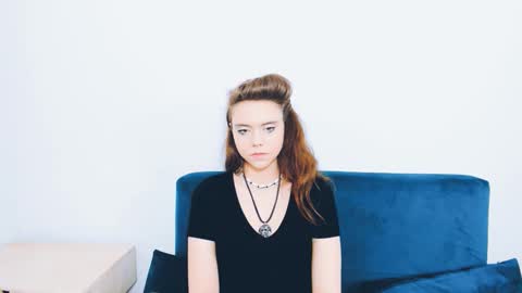 lilaslim online show from December 15, 7:56 am