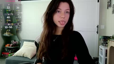 Snapshot of lilbbyily1 chatting on May 18, 2:56 pm Libby online show from May 18, 2:56 pm