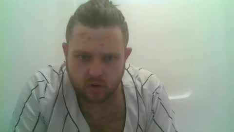 lilbratty_clouds_ogpuffdragon online show from December 26, 2:48 pm