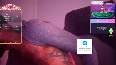 Snapshot of lilbrownpkb chatting on February 2, 6:56 am Lil Brown PKB online show from February 2, 6:56 am