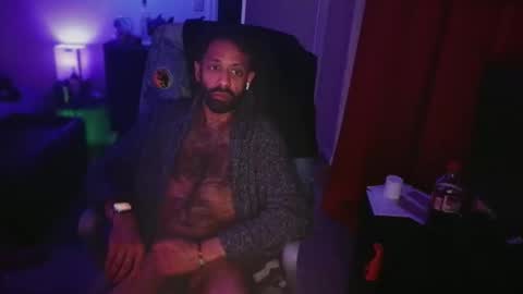 Snapshot of lilbrownpkb chatting on February 18, 8:10 am Lil Brown PKB online show from February 18, 8:10 am