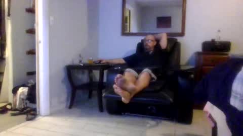 Snapshot of lildicksissy chatting on February 21, 8:26 am lildicksissy online show from February 21, 8:26 am