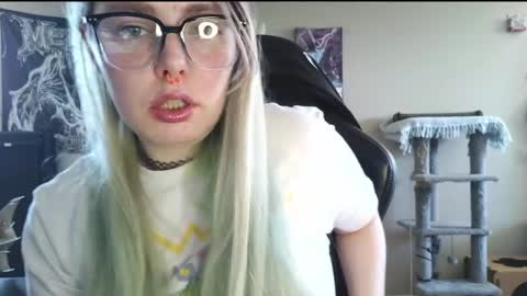 emily ryanson online show from April 20, 6:53 pm