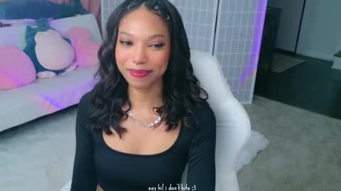 Snapshot of lileviemarie chatting on June 10, 12:44 am evie online show from June 10, 12:44 am