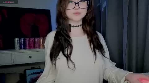 Snapshot of lilhornyprincess chatting on July 5, 7:26 am Nika and Lori online show from July 5, 7:26 am