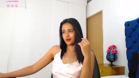 Lili online show from June 16, 3:20 am
