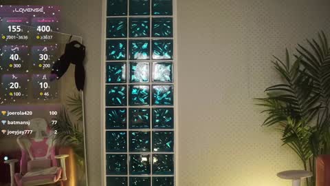 Lili online show from December 10, 12:49 pm