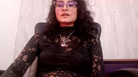 Snapshot of lili_clan chatting on September 18, 5:48 pm lili_clan online show from September 18, 5:48 pm