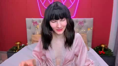 Lilli  follow me kiss online show from January 7, 1:59 am