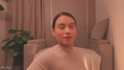 Snapshot of lili_foxy chatting on May 24, 2:38 am lili online show from May 24, 2:38 am