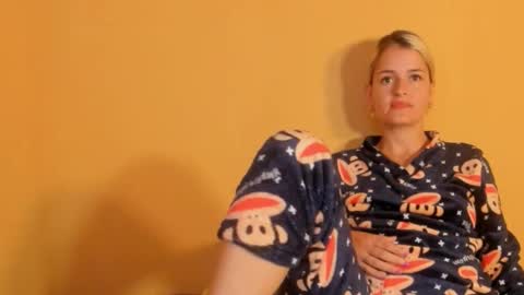 Snapshot of lili_latina47 chatting on January 8, 9:50 pm Lili online show from January 8, 9:50 pm