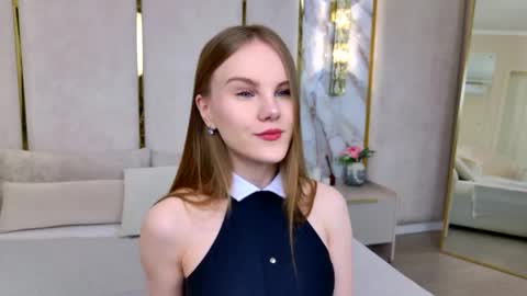 Snapshot of lili_lohan chatting on May 23, 5:12 am lili_lohan online show from May 23, 5:12 am