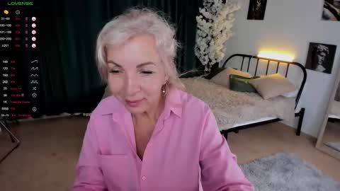 Lilia online show from September 9, 11:21 am