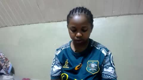 Snapshot of liliahsexie chatting on June 2, 2:35 am liliah online show from June 2, 2:35 am