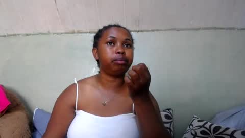 Snapshot of liliahsexie chatting on June 12, 9:41 am liliah online show from June 12, 9:41 am