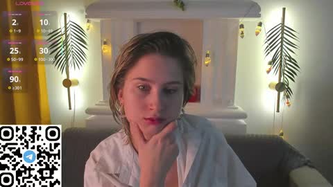 Lilian online show from December 18, 4:29 am