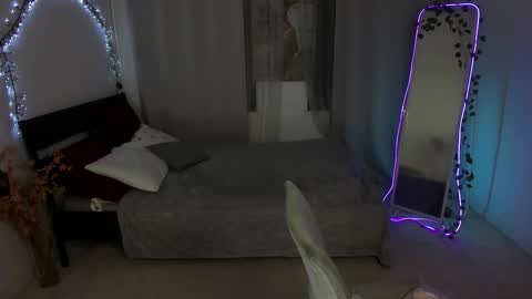 LIL online show from March 2, 12:12 pm