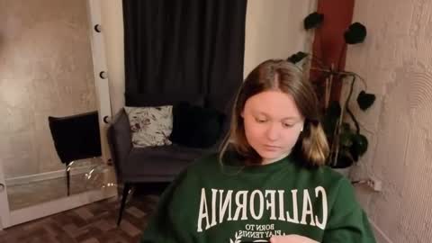 Lilian online show from April 11, 7:45 am