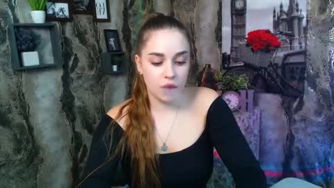 Liliana online show from November 18, 11:58 am