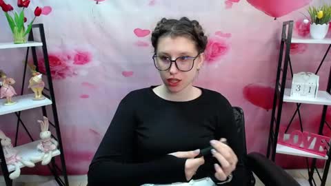 lilianashine online show from May 31, 5:04 am