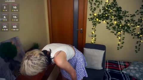 Lilian online show from September 13, 7:19 am