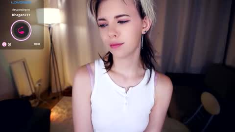 Lilian online show from September 30, 7:02 am