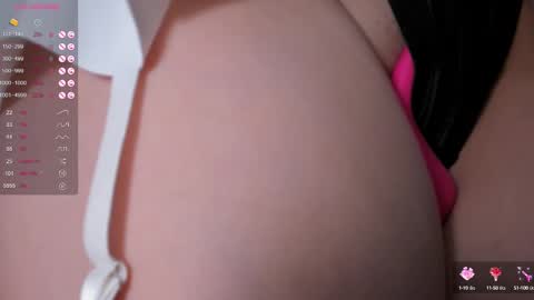 Lilian online show from March 2, 10:24 am