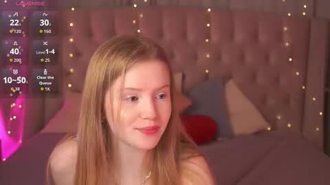 Snapshot of lilianhoward chatting on January 18, 12:09 pm Lilian online show from January 18, 12:09 pm