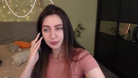 Snapshot of liliatlu chatting on November 25, 12:54 am Lilu online show from November 25, 12:54 am