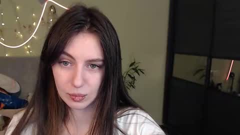 Snapshot of liliatlu chatting on November 27, 10:23 pm Lilu online show from November 27, 10:23 pm