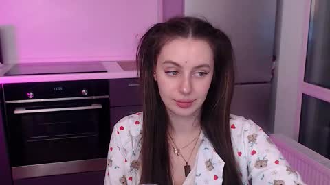 Snapshot of liliatlu chatting on January 7, 2:36 am Lilu online show from January 7, 2:36 am