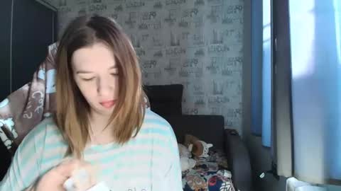 liliawoolf online show from March 6, 5:48 am