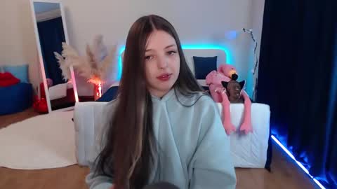 Lili Bakery online show from January 13, 10:13 pm