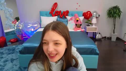 Lili Bakery online show from February 10, 2:08 am